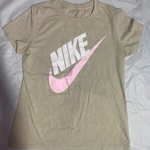 Women Nike T Shirt